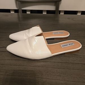 Steve Madden Cream Textured Mules